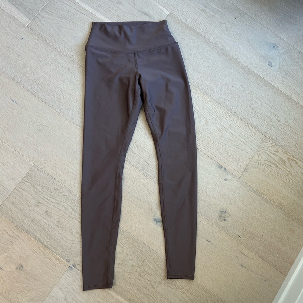 Alo leggings sz M
